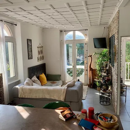 Superbe T3 Moderne Front De Mer/ 2 Balcons 2 Chmbr *