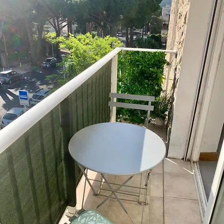 Superbe T3 Moderne Front De Mer/ 2 Balcons 2 Chmbr *